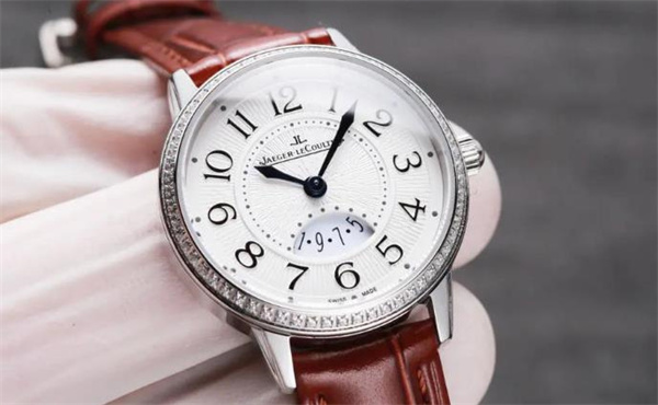 积家腕表表壳割手处理技巧是什么（图）